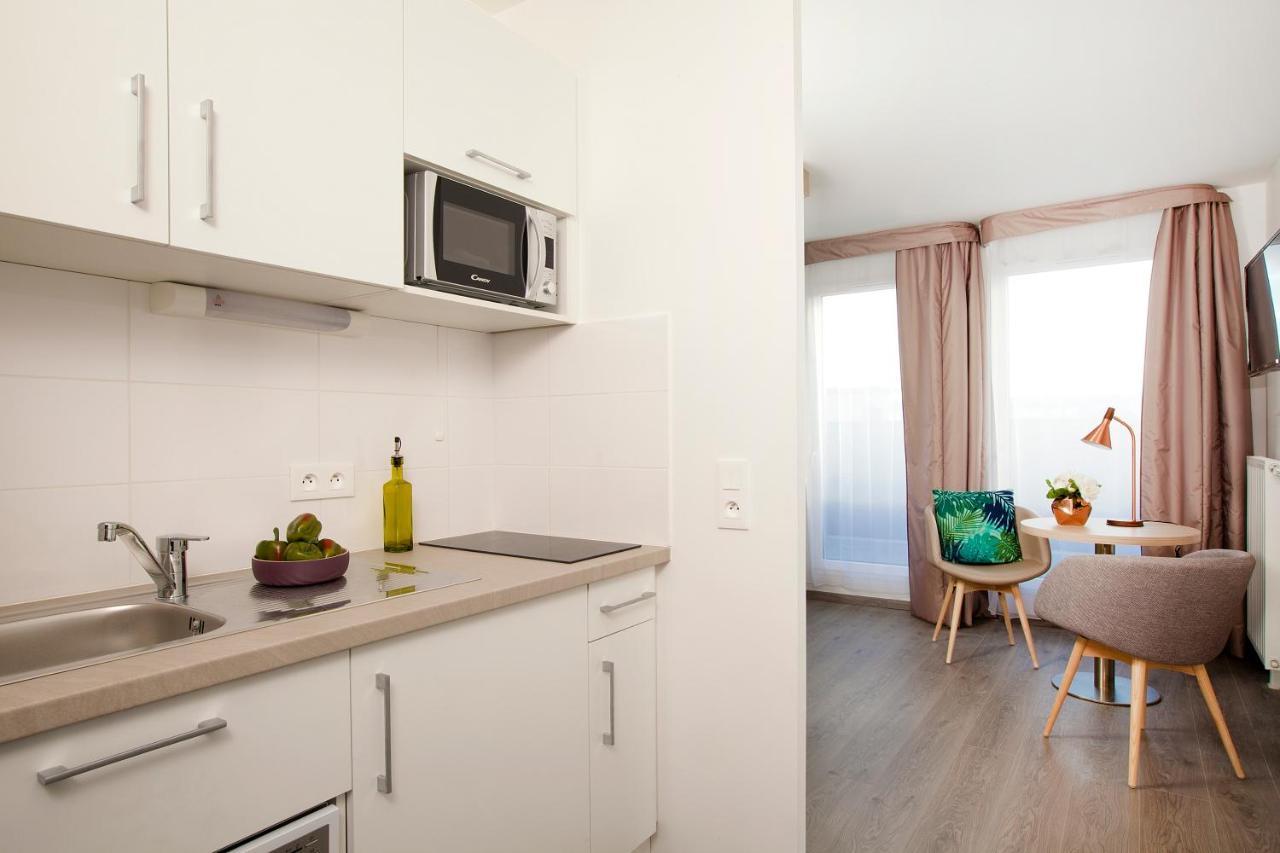 Residhome Asnieres Park Exterior photo